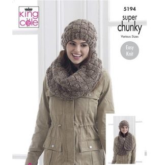 Alternative view of Super chunky sweater, cowl, hat and scarf 5194